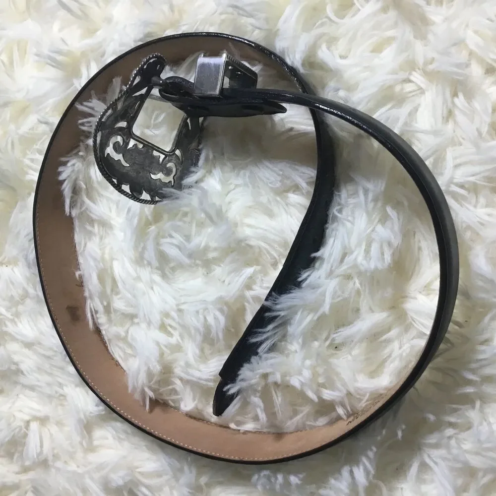 Black leather belt silver tone acanthus detail buckle top grain cowhide 36.5
